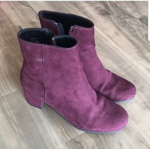 Purple / burgundy booties